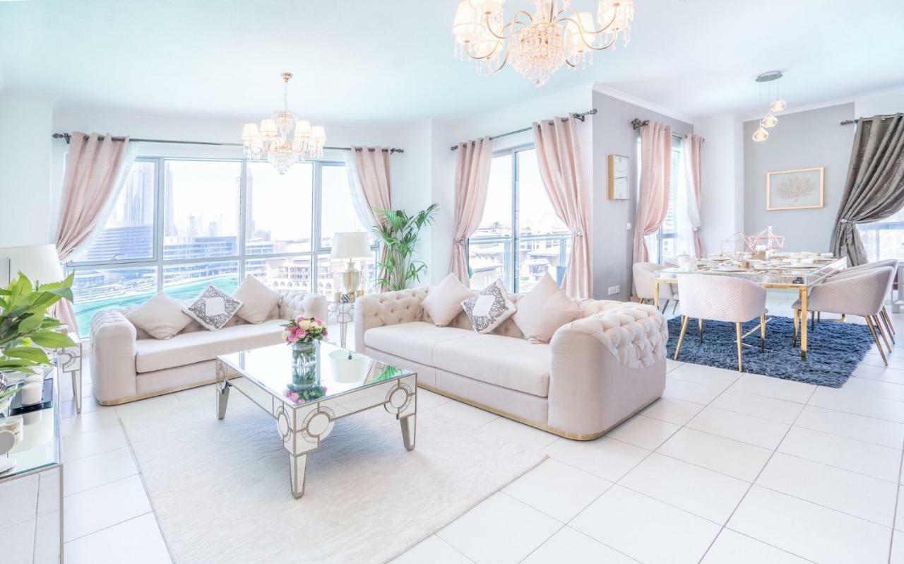Apartment Elite Royal Apartment: Burj Khalifa View & 3-bedroom Luxury Dubai